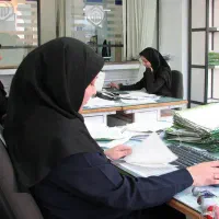 همکار خانم بازاریاب حضوری