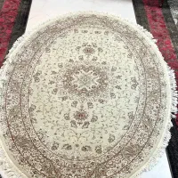 یک جفت فرش بیضی شکل