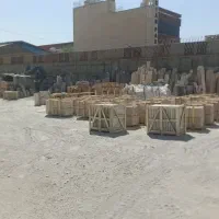 کارگر پالت سازی و سنگبری