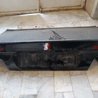 صندوق عقب و در سمت شاگرد عقب پارس