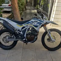 تریل کویر t4 ، مدل 1401 ، در حد صفر و کم کار