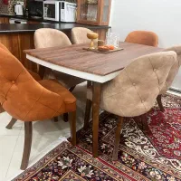 ناهارخوری شش نفره
