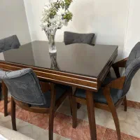 میز ناهارخوری