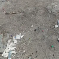 نیم پلاک  زمین