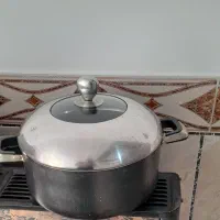 استند قابلمه و قابلمه|ظروف پخت‌وپز|شیراز, کوشک میدان|دیوار