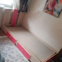 تختخواب یک نفره