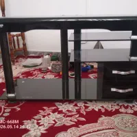 میز شیشه ای