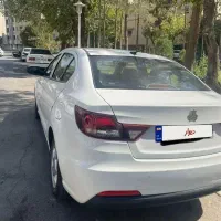 شاهین gمدل ۴۰۲