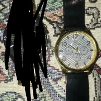 ۱ عدد انگشتر استیل و ۱ عدد ساعت فیک