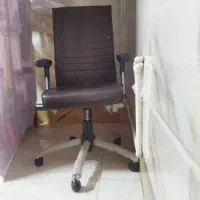 صندلی جکدار در حد نو