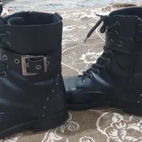 تعدادی کفش و لباس|کیف، کفش، کمربند|پاکدشت, پاکدشت (مامازند)|دیوار