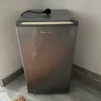 یخچال آلمانی کوچک در حد