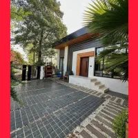 ویلاباغ200متری%تهرانی نشین% سندششدانگ&