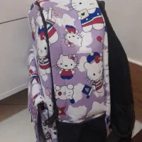 کیف مدرسه|کیف، کفش، کمربند|رباط‌کریم, رباط‌کریم|دیوار