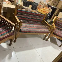 صندلی چوبی با تشک و پشتی آماده