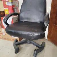 صندلی چرخ دار مدیریتی