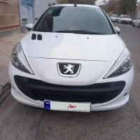 ۲۰۷ تیوتری کروز سفید