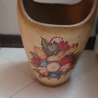 گلدان سفالی