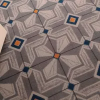 دو عدد گلیم فرش و یک عدد موکت