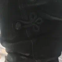 یک جفت پوتین اسپرت یک جفت مجلسی