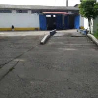 کارگر کارخانه پودر ماهی