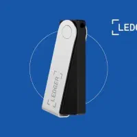 فروش انواع کیف پول سخت افزاری