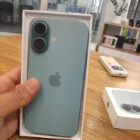 آیفون ۱۶ نرمال