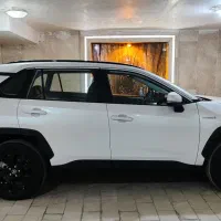 تویوتا راوفور ۲۰۲۵ هیبرید 2/5 لیتر دو دیفرانسیل|خودرو سواری و وانت|تهران, اقدسیه|دیوار