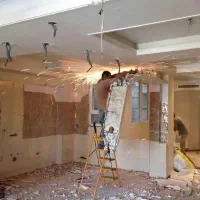 انجام تخریب ساختمان و کاشی کاری، آجر، پلاستر.|خدمات پیشه و مهارت|اهواز, گلستان|دیوار