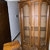 بوفه و‌ پاتختی چوبی منبت کاری شده