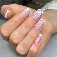 آموزش و کاشت و ترمیم ناخن|خدمات آرایشگری و زیبایی|رشت, نیروی دریایی|دیوار