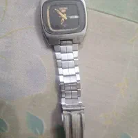 ساعت سیکو۵صفحه مشکی مربع ساعتش دقیق