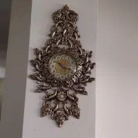 ساعت طرح برنز