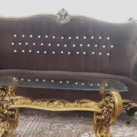 مبل ومیزناهارخوری و آینه