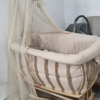 گهواره|تخت و صندلی بچه|تهران, اتابک|دیوار