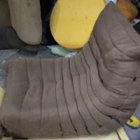 دوعدد مبل راحتی|مبلمان خانگی و میز عسلی|رباطکریم, وهن آباد|دیوار