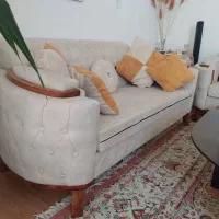 وعدد مبل سه نفره ودو نفره