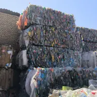 کارگر انبار ضایعات