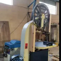 باربری بار دارم ۸۰۰کیلو از جیرفت به اصفهان