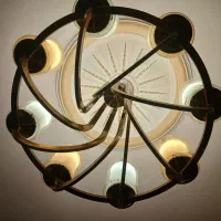 لوستر ۸شاخه