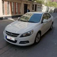 جک j5  اتوماتیک