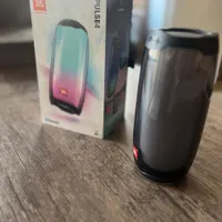 اسپیکر اصلی jbl pulse 4 در حد نو|پخش‌کننده همراه|اصفهان, برازنده|دیوار