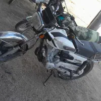 موتور۲۰۰ کاربرات