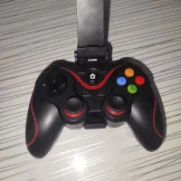 دسته بازی v8