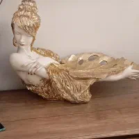 مجسمه زرینی میوه خوری مدین روسیه