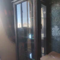 بوفه چوبی تاج دار