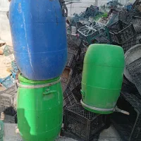 بشکه یا دبه یا سطل بزرگ|ظروف نگهدارنده، پلاستیکی، یک‌بارمصرف|قم, حاج زینل|دیوار