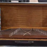 سنتور|سازهای سنتی|بندر انزلی, گلسرخ|دیوار