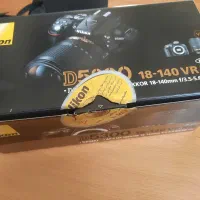 دوربین نیکون D5300 با لنز ۱۸ ۱۴۰ به همراه تجهیزات|دوربین عکاسی و فیلم‌برداری|تبریز, |دیوار