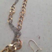 یک گوشواره گم شده